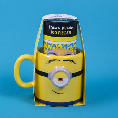 Fizz Creations Minions Mug and Puzzle Set Front Packaging Background
